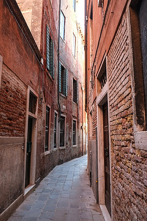 Alleyway Bricks | Venice, Italy